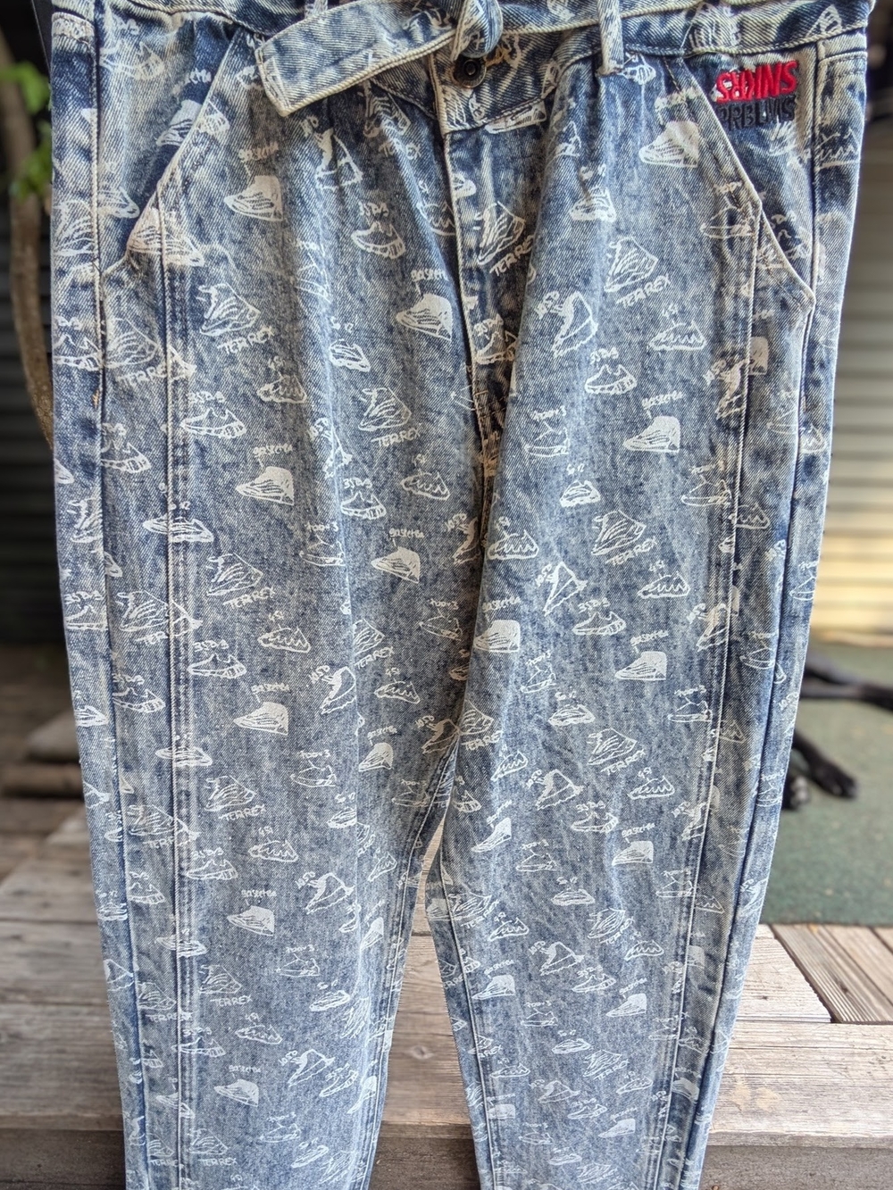 PRBLMS SNEAKER PRINT JOGGERS